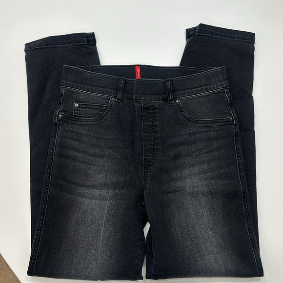 Spanx Ankle Straight Leg Jeans 20355R - Vintage Black - medium (6-8) Item#BZ - Picture 7 of 12